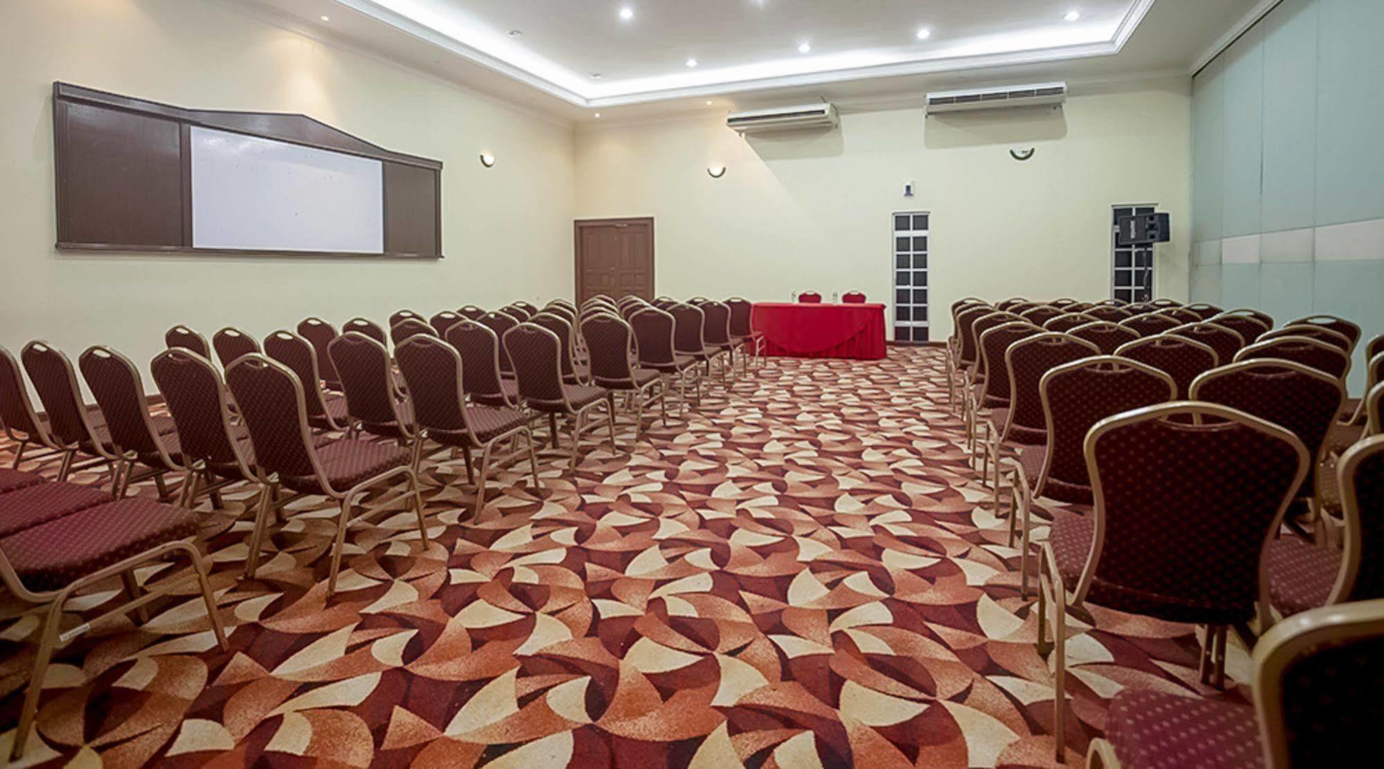 Hotel Seri Malaysia Ipoh Kültér fotó